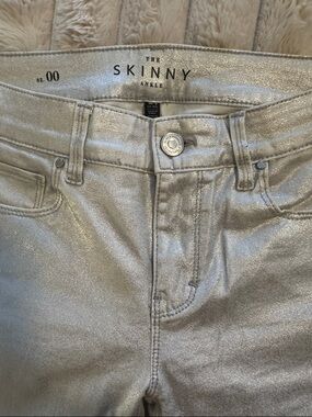 White House Black Market Silver Skinny Ankle Jeans